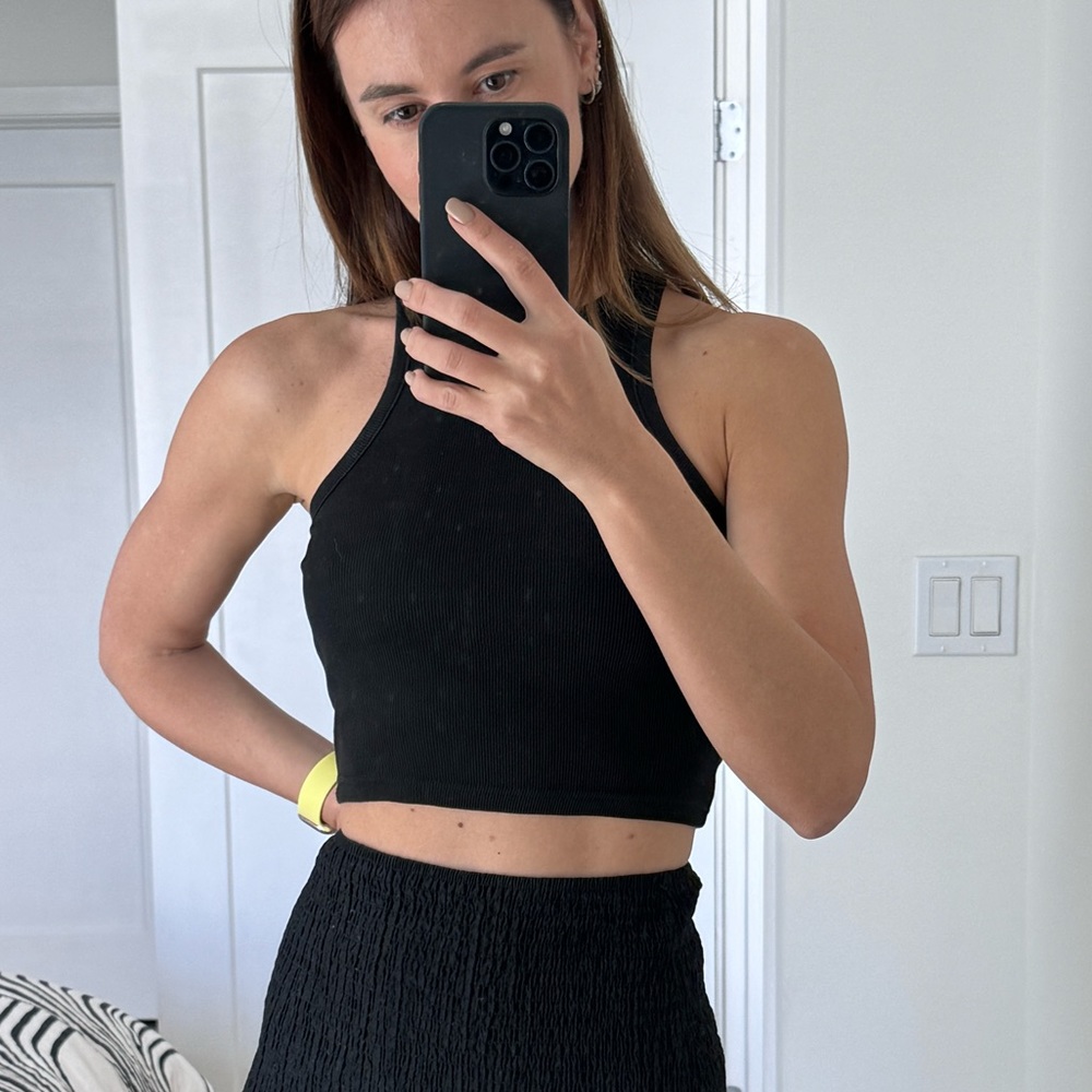 Crop top. Black color. Size S. Brand Divided (H&M) - Picture 14 of 17